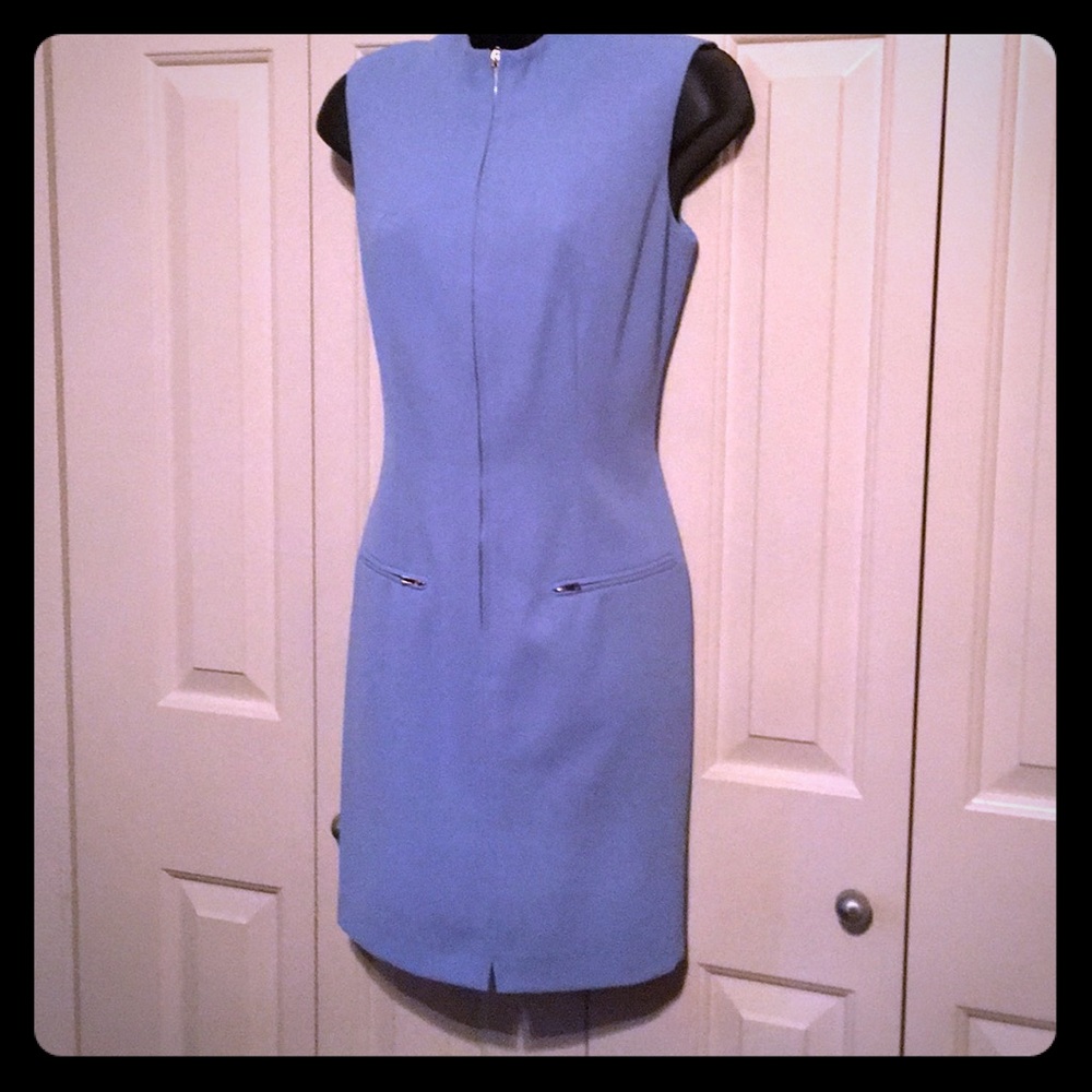 Laundry dress by Shelli Segal. Size 6. NWOT